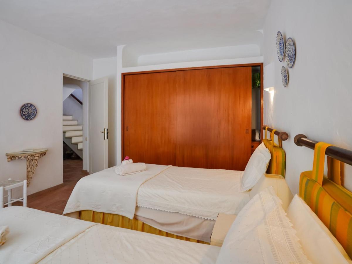 Roofed Villa In Albufeira With Private Swimming Pool Olhos de Agua  Esterno foto