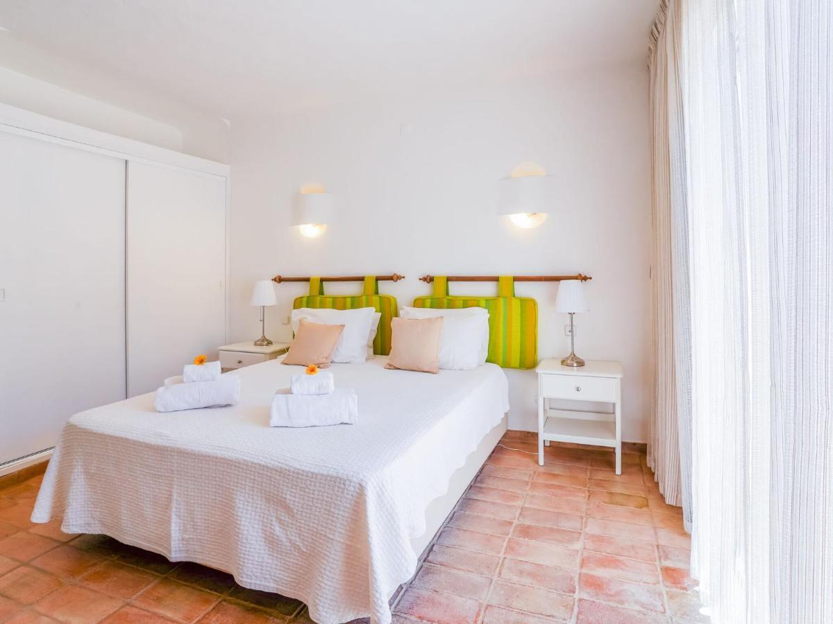 Roofed Villa In Albufeira With Private Swimming Pool Olhos de Agua  Camera foto